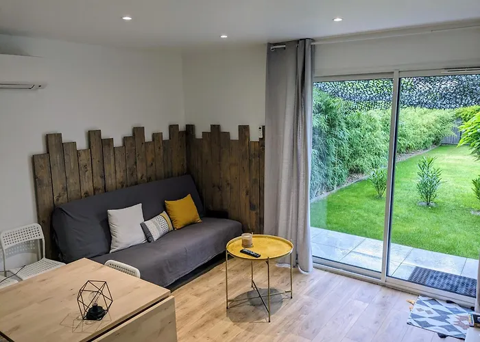 Jolie Petite Maison * סנגווינה